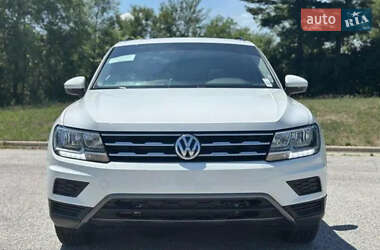 Внедорожник / Кроссовер Volkswagen Tiguan 2018 в Бучаче