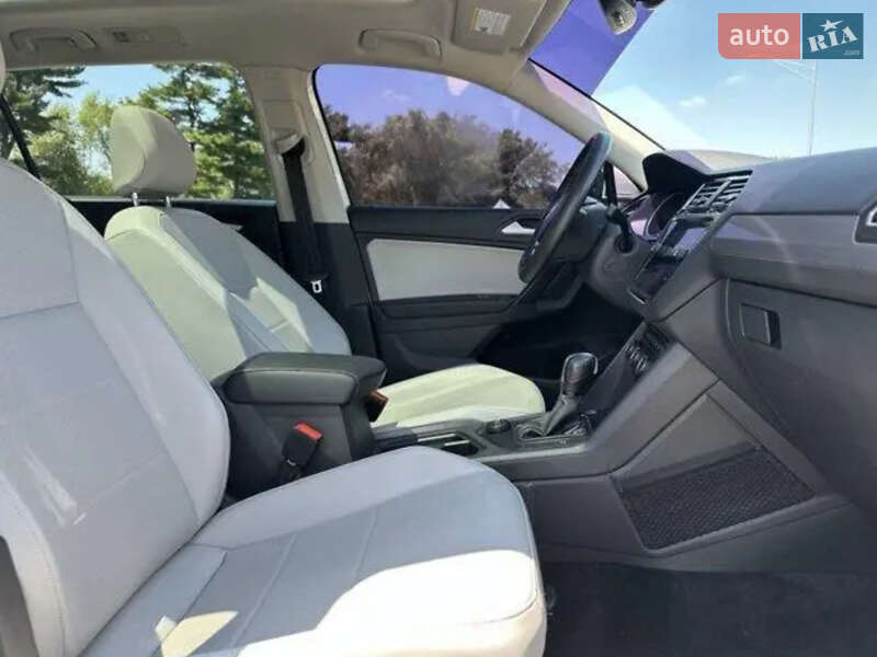 Внедорожник / Кроссовер Volkswagen Tiguan 2018 в Бучаче