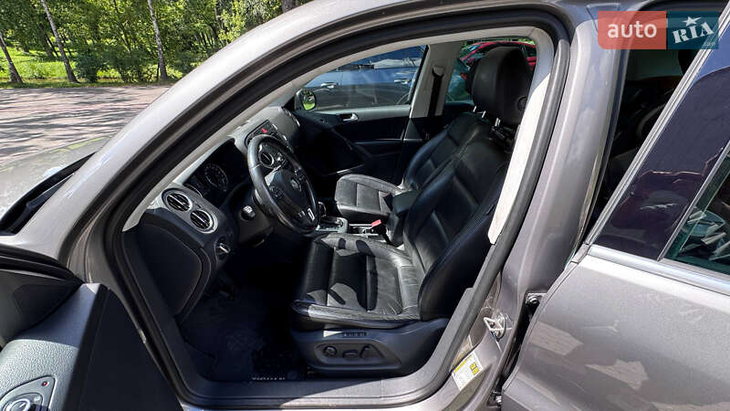 Внедорожник / Кроссовер Volkswagen Tiguan 2011 в Винниках