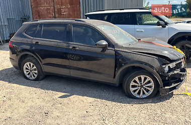 Позашляховик / Кросовер Volkswagen Tiguan 2018 в Рівному