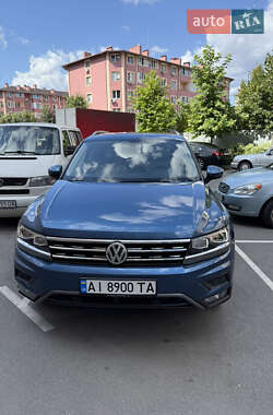 Внедорожник / Кроссовер Volkswagen Tiguan 2018 в Киеве