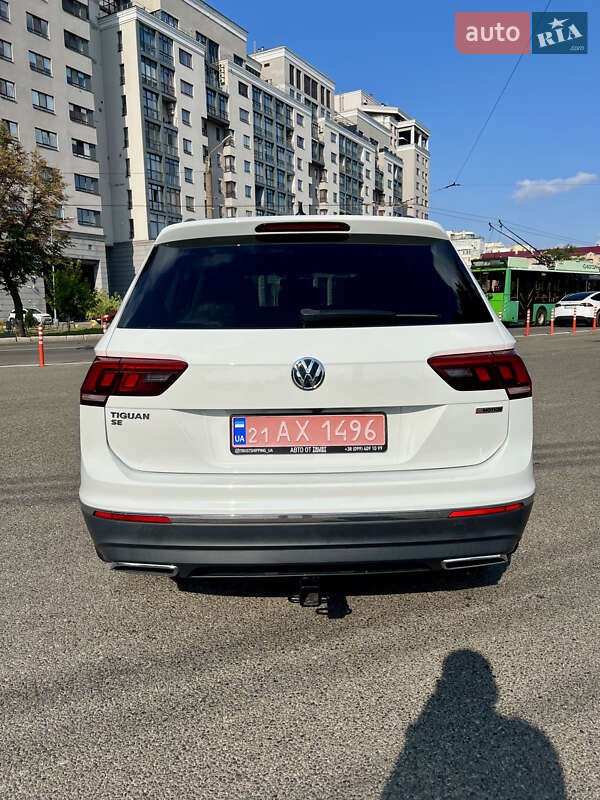 Внедорожник / Кроссовер Volkswagen Tiguan 2020 в Харькове