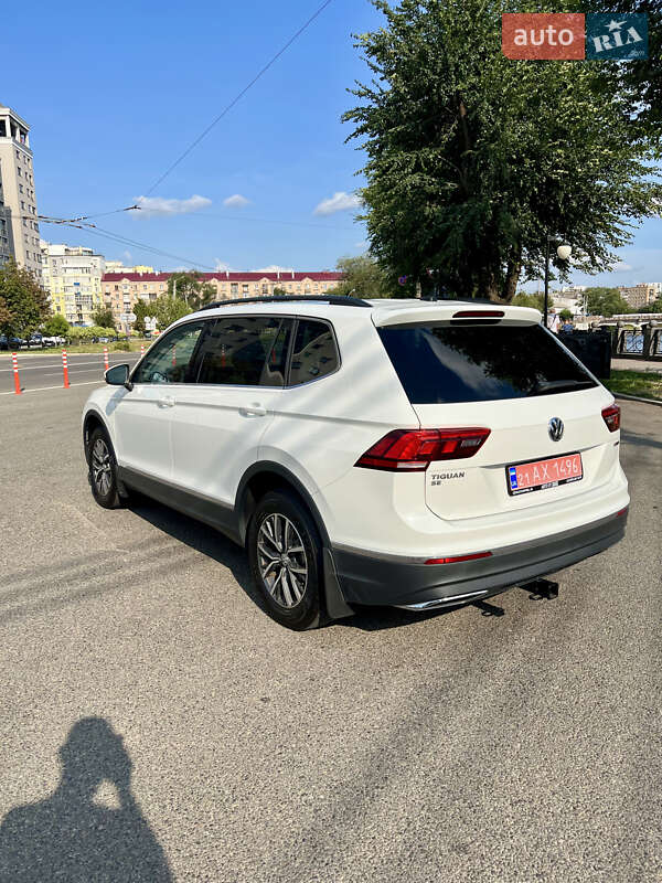 Внедорожник / Кроссовер Volkswagen Tiguan 2020 в Харькове