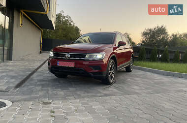Позашляховик / Кросовер Volkswagen Tiguan 2019 в Львові