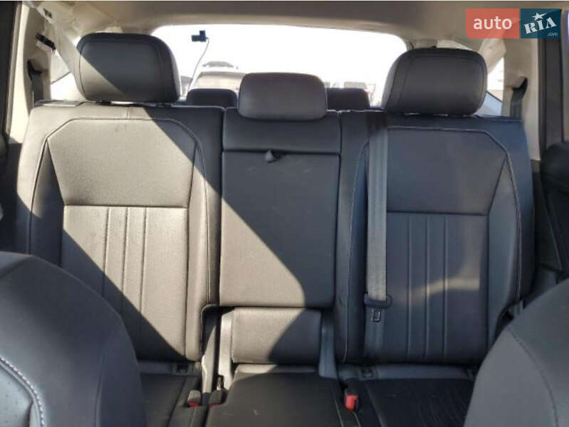 Внедорожник / Кроссовер Volkswagen Tiguan 2023 в Львове