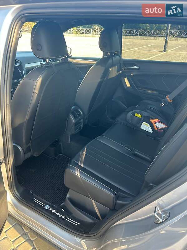 Внедорожник / Кроссовер Volkswagen Tiguan 2024 в Харькове