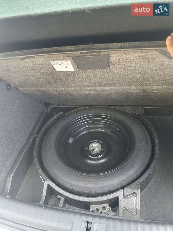 Внедорожник / Кроссовер Volkswagen Tiguan 2009 в Харькове