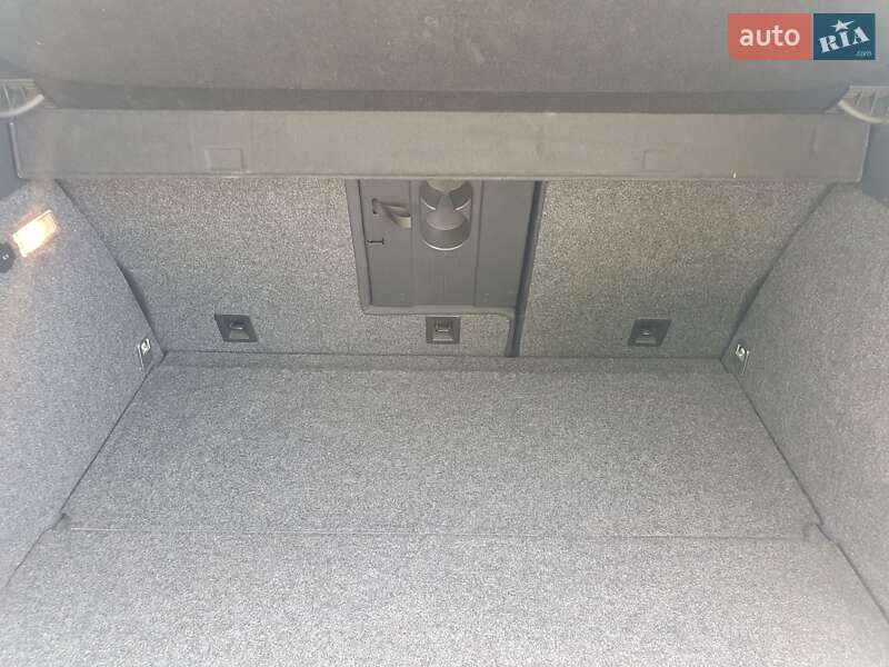 Внедорожник / Кроссовер Volkswagen Tiguan 2009 в Харькове