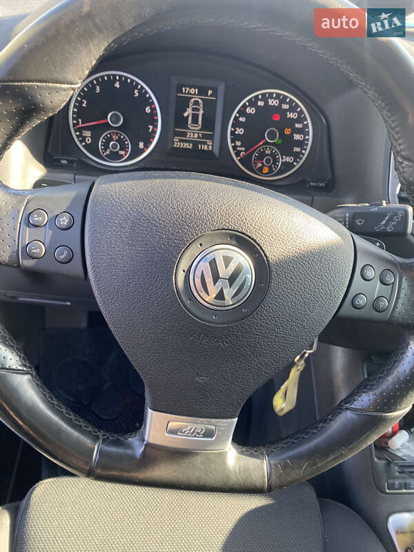 Внедорожник / Кроссовер Volkswagen Tiguan 2009 в Житомире