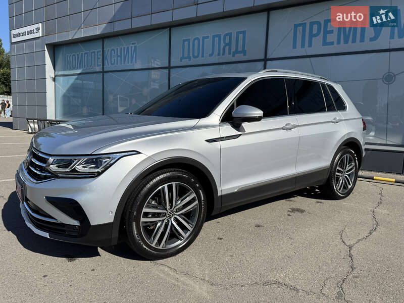 Внедорожник / Кроссовер Volkswagen Tiguan 2022 в Киеве