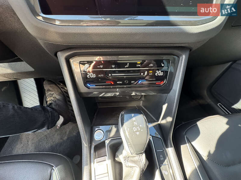 Внедорожник / Кроссовер Volkswagen Tiguan 2022 в Киеве