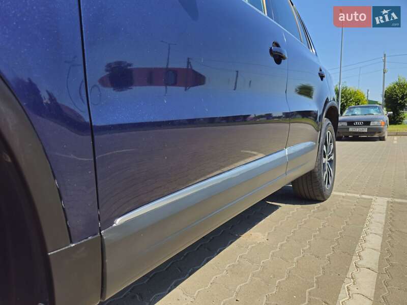 Внедорожник / Кроссовер Volkswagen Tiguan 2011 в Бродах