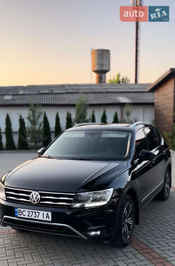 Внедорожник / Кроссовер Volkswagen Tiguan 2018 в Золочеве