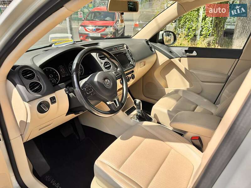 Внедорожник / Кроссовер Volkswagen Tiguan 2015 в Одессе фото 3 Внедорожник / Кроссовер Volkswagen Tiguan 2015 в Одессе