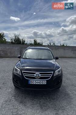 Внедорожник / Кроссовер Volkswagen Tiguan 2008 в Радивилове