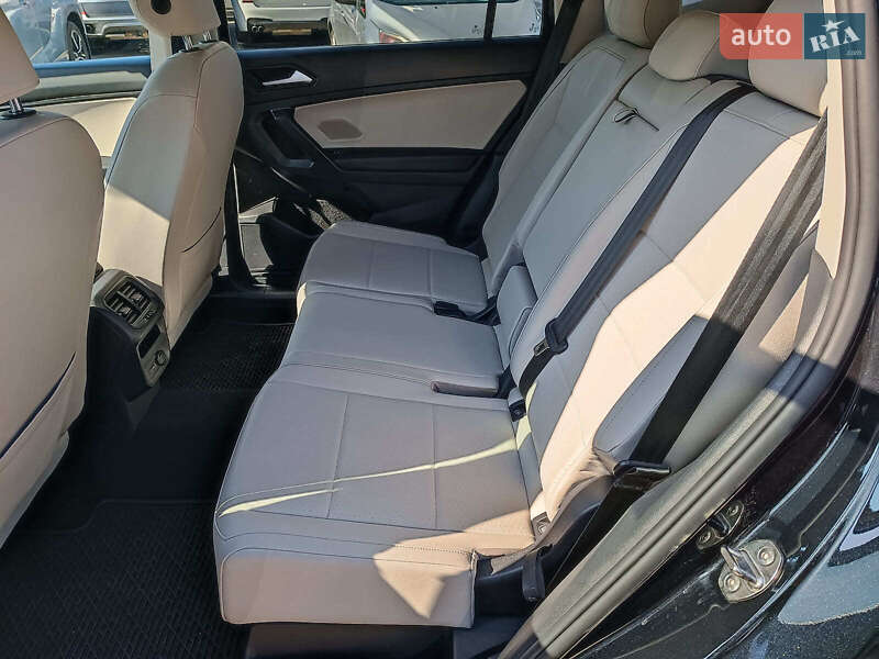 Внедорожник / Кроссовер Volkswagen Tiguan 2021 в Харькове фото 15 Внедорожник / Кроссовер Volkswagen Tiguan 2021 в Харькове