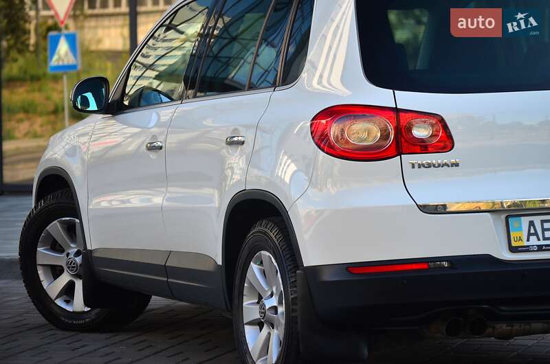 Внедорожник / Кроссовер Volkswagen Tiguan 2010 в Днепре фото 11 Внедорожник / Кроссовер Volkswagen Tiguan 2010 в Днепре