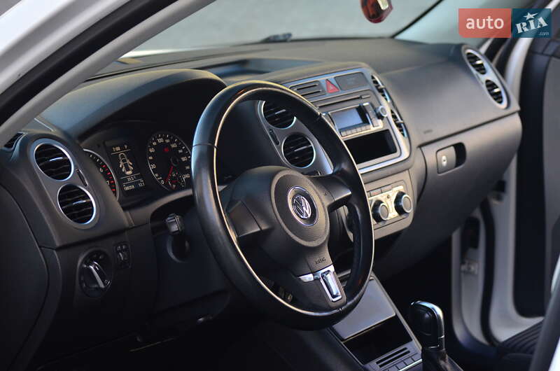 Внедорожник / Кроссовер Volkswagen Tiguan 2010 в Днепре фото 26 Внедорожник / Кроссовер Volkswagen Tiguan 2010 в Днепре