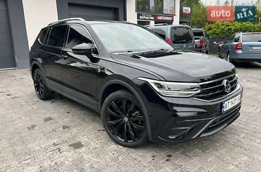 Внедорожник / Кроссовер Volkswagen Tiguan 2022 в Богородчанах