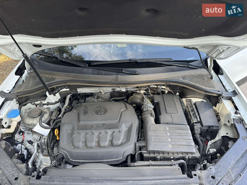 Внедорожник / Кроссовер Volkswagen Tiguan 2018 в Полтаве