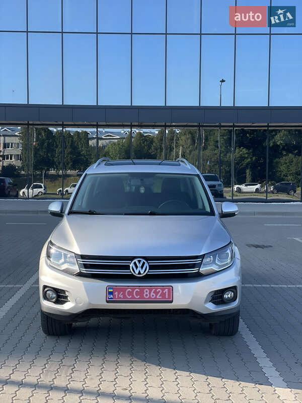 Внедорожник / Кроссовер Volkswagen Tiguan 2015 в Львове