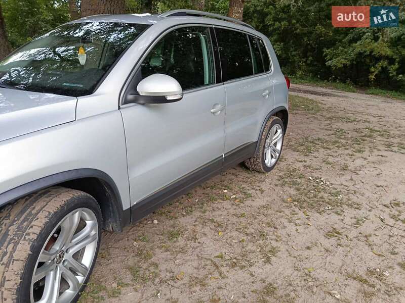 Внедорожник / Кроссовер Volkswagen Tiguan 2012 в Гадяче фото 2 Внедорожник / Кроссовер Volkswagen Tiguan 2012 в Гадяче