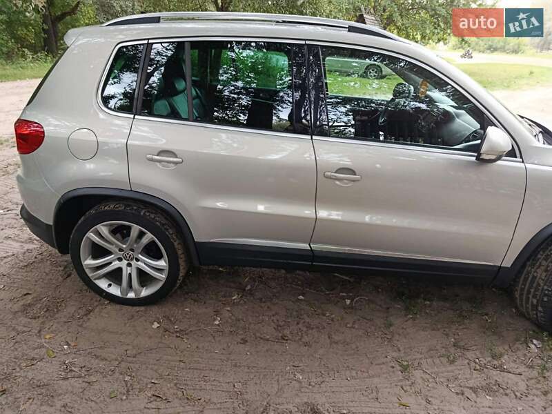 Внедорожник / Кроссовер Volkswagen Tiguan 2012 в Гадяче фото 11 Внедорожник / Кроссовер Volkswagen Tiguan 2012 в Гадяче