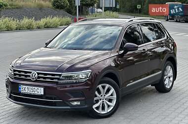 Внедорожник / Кроссовер Volkswagen Tiguan 2018 в Хмельницком