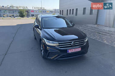 Внедорожник / Кроссовер Volkswagen Tiguan 2023 в Кривом Роге