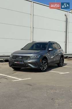 Позашляховик / Кросовер Volkswagen Tiguan 2024 в Києві