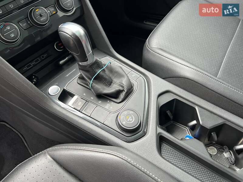 Внедорожник / Кроссовер Volkswagen Tiguan 2018 в Киеве