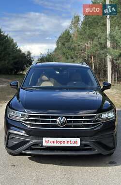 Внедорожник / Кроссовер Volkswagen Tiguan 2024 в Белогородке