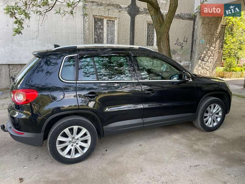 Внедорожник / Кроссовер Volkswagen Tiguan 2008 в Николаеве