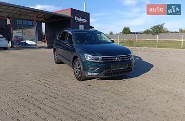 Позашляховик / Кросовер Volkswagen Tiguan 2019 в Чернівцях