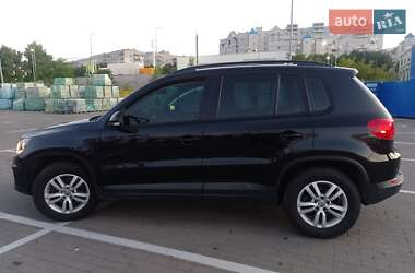 Внедорожник / Кроссовер Volkswagen Tiguan 2016 в Киеве