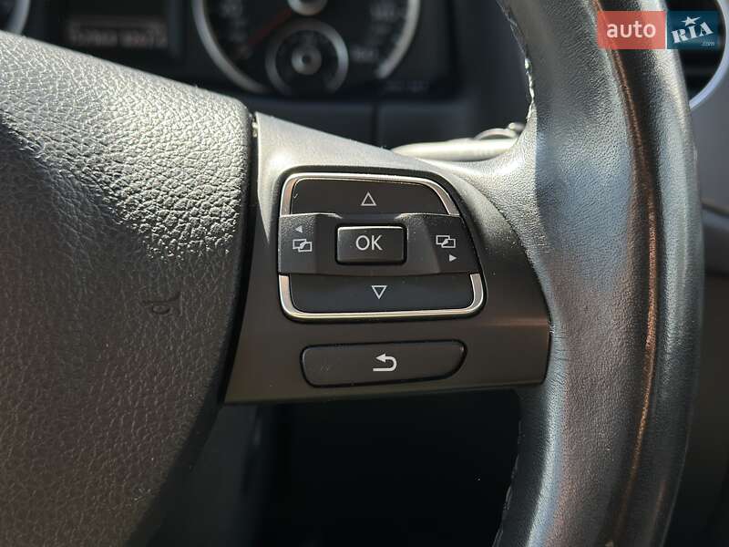 Внедорожник / Кроссовер Volkswagen Tiguan 2016 в Черновцах фото 32 Внедорожник / Кроссовер Volkswagen Tiguan 2016 в Черновцах