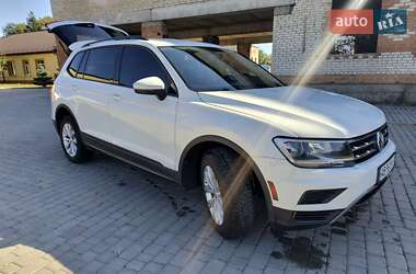 Позашляховик / Кросовер Volkswagen Tiguan 2018 в Іллінцях