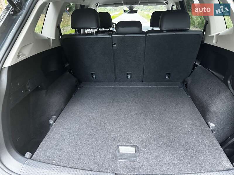 Внедорожник / Кроссовер Volkswagen Tiguan 2022 в Киеве