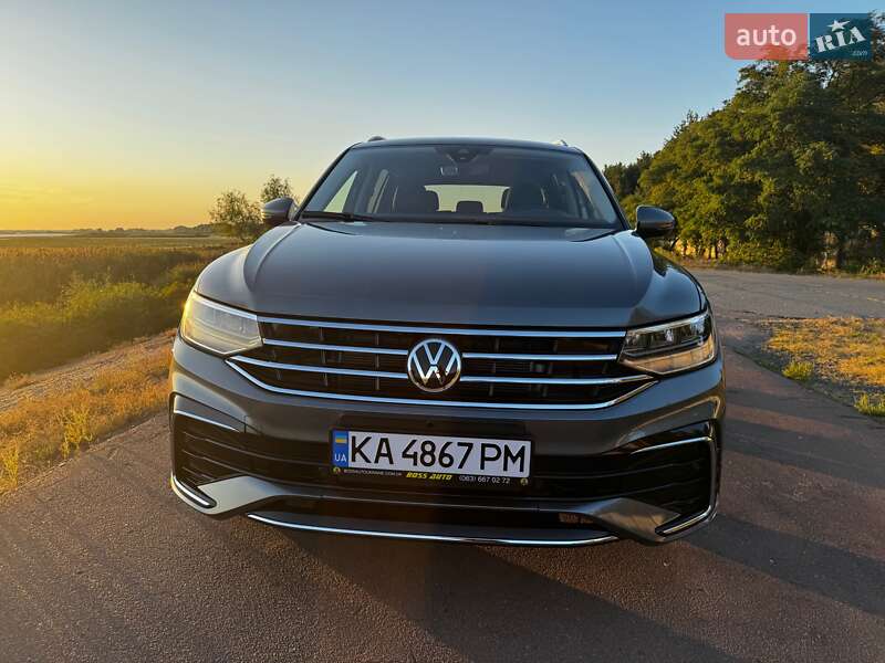 Внедорожник / Кроссовер Volkswagen Tiguan 2022 в Киеве