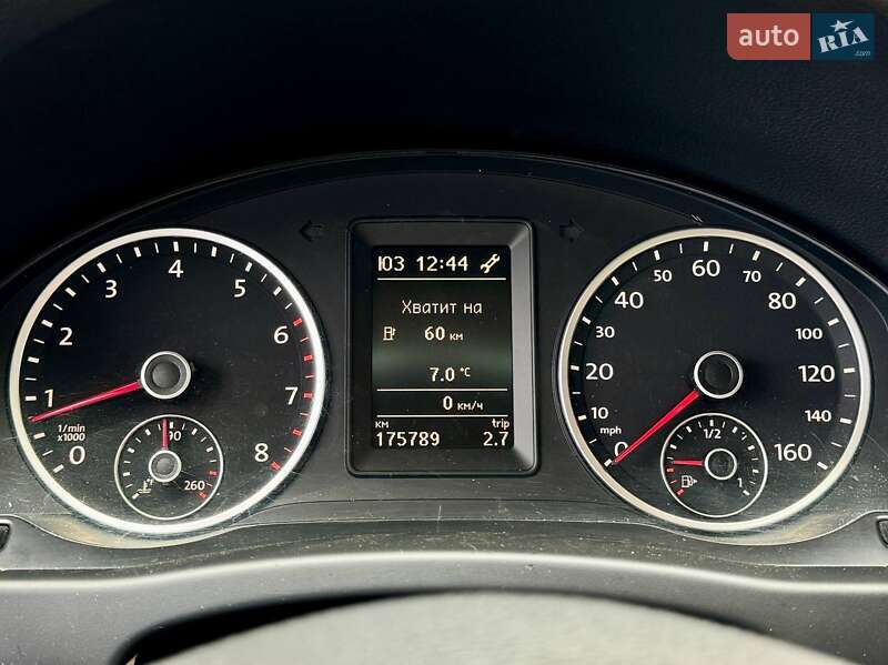 Внедорожник / Кроссовер Volkswagen Tiguan 2010 в Киеве