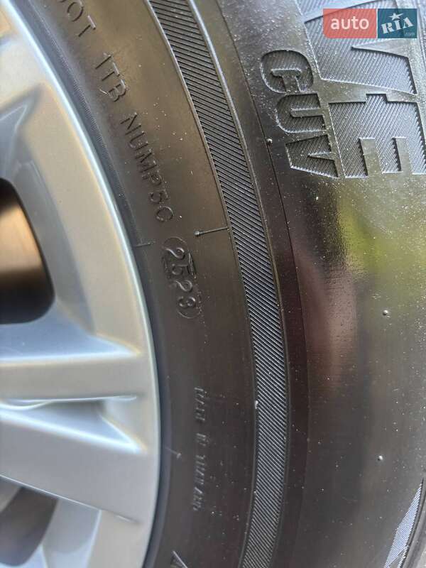 Внедорожник / Кроссовер Volkswagen Tiguan 2017 в Киеве