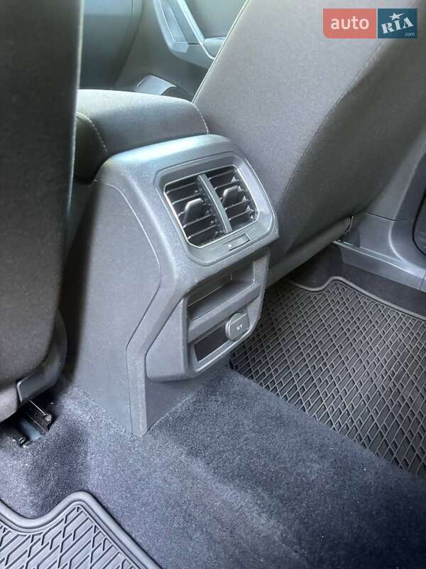 Внедорожник / Кроссовер Volkswagen Tiguan 2017 в Киеве