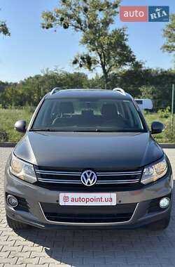 Позашляховик / Кросовер Volkswagen Tiguan 2017 в Білогородці