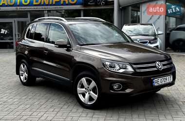 Позашляховик / Кросовер Volkswagen Tiguan 2011 в Дніпрі