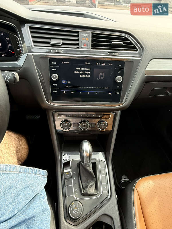 Позашляховик / Кросовер Volkswagen Tiguan 2019 в Києві фото 22 Позашляховик / Кросовер Volkswagen Tiguan 2019 в Києві
