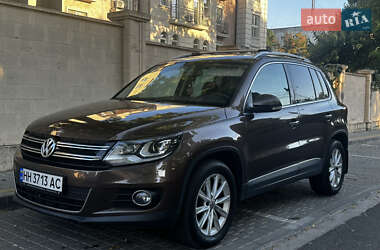 Позашляховик / Кросовер Volkswagen Tiguan 2014 в Одесі