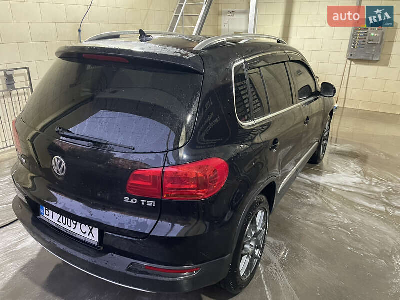 Позашляховик / Кросовер Volkswagen Tiguan 2013 в Кривому Розі