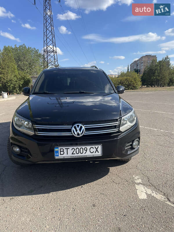 Позашляховик / Кросовер Volkswagen Tiguan 2013 в Кривому Розі