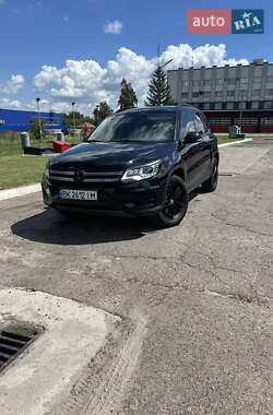 Позашляховик / Кросовер Volkswagen Tiguan 2015 в Тернополі