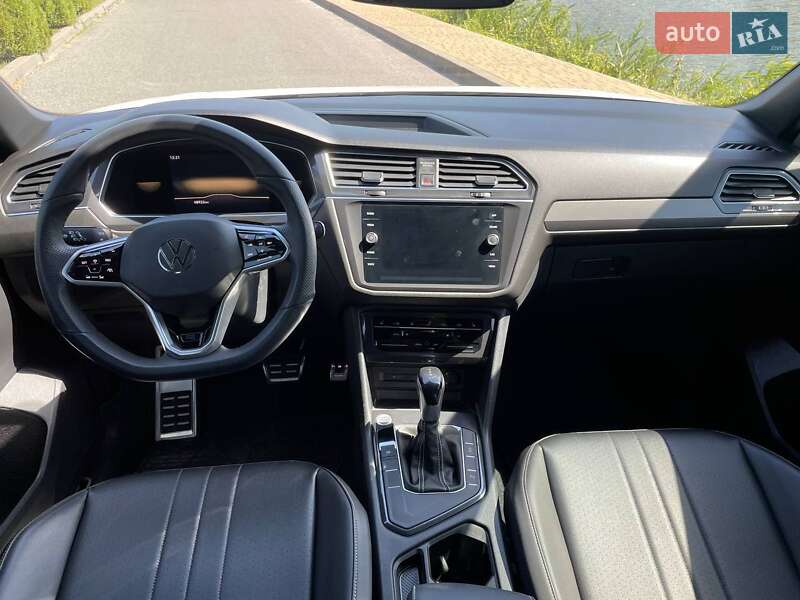 Внедорожник / Кроссовер Volkswagen Tiguan 2022 в Днепре